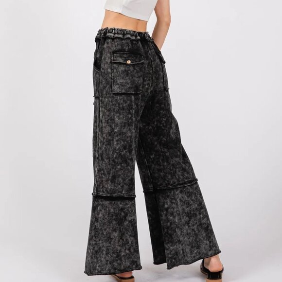 SAGE + FIG Mineral Washed Terry Wide Leg Pants - Picture 2 of 8